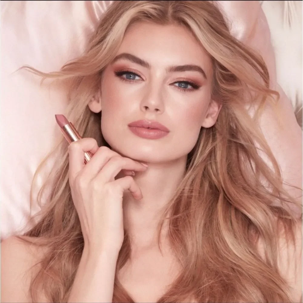 NIB Charlotte Tilbury Matte Revolution Luminous Pillow Talk